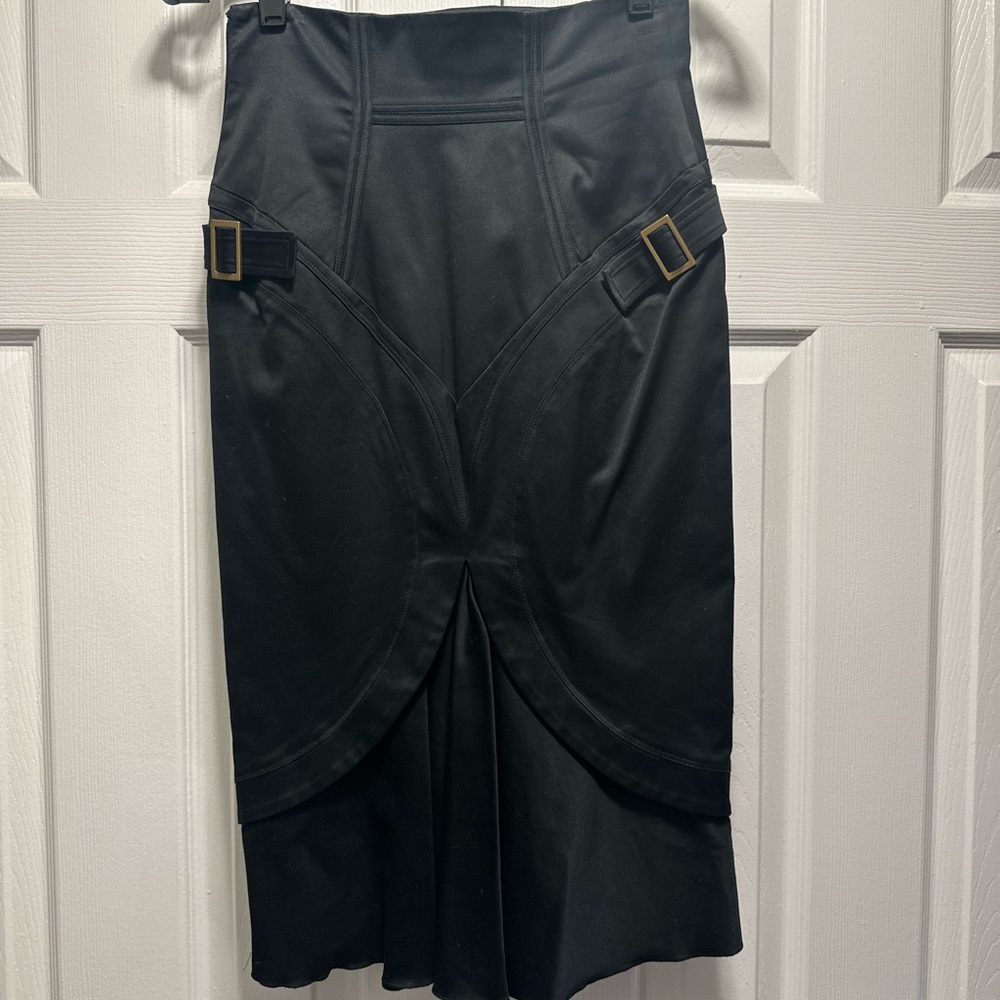 Gucci Black Midi Pencil Skirt with Pleated Slit